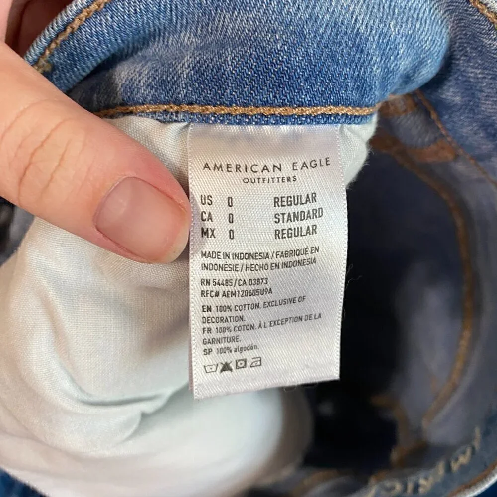 American Eagle Baggy Jean Cutoff Shorts Size 0